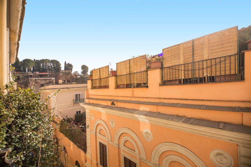 Elegant Apartment Behind The Colosseum Rom Exteriör bild